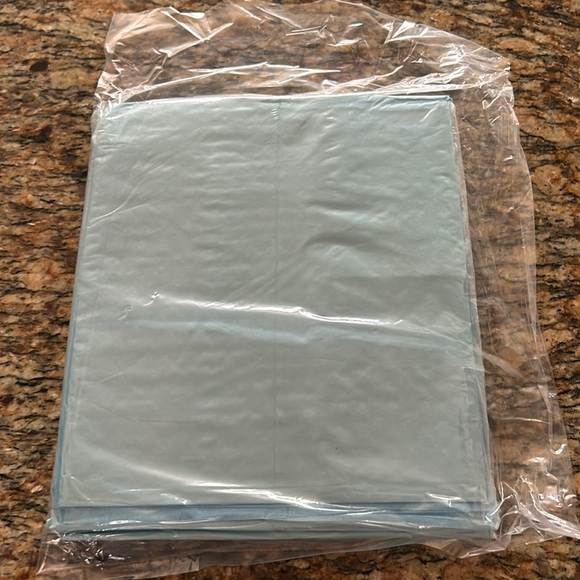 Secure personal products Underpads 23 “ x 36” - Picture 2 of 3